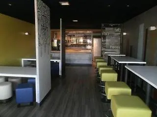 达尔布宜必思快捷酒店 2*