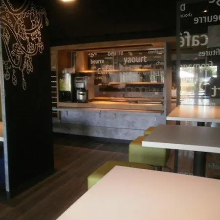 Ibis Budget Тарб