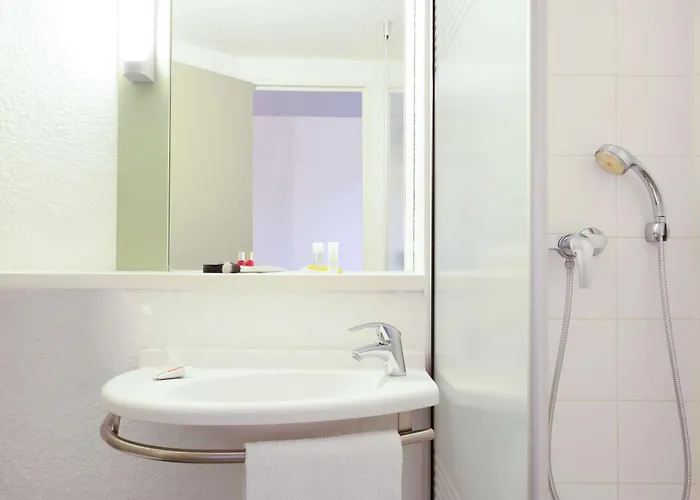 Ibis Budget Тарб