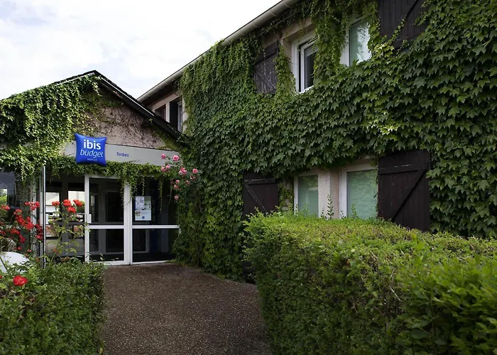 Ibis Budget Hotel 2*