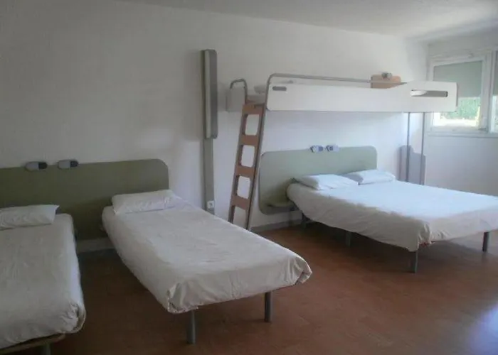 Hotel Ibis Budget 2*