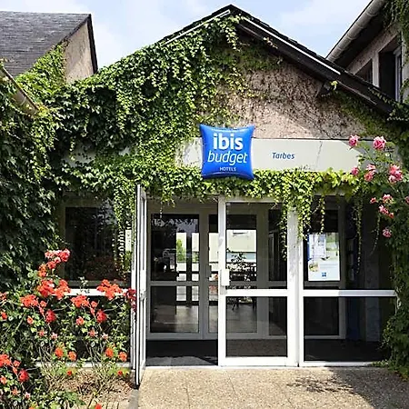 Ibis Budget Hotel 2*