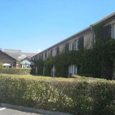 Ibis Budget 호텔 타르브